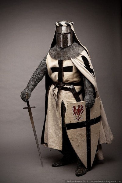 8ee72fc29ba7df024e6042fc236fce30--knights-templar-teutonic-knights.jpg